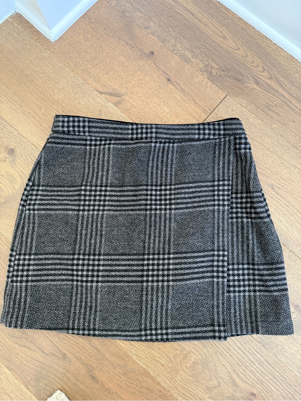Abercrombie & Fitch plaid wrap skirt